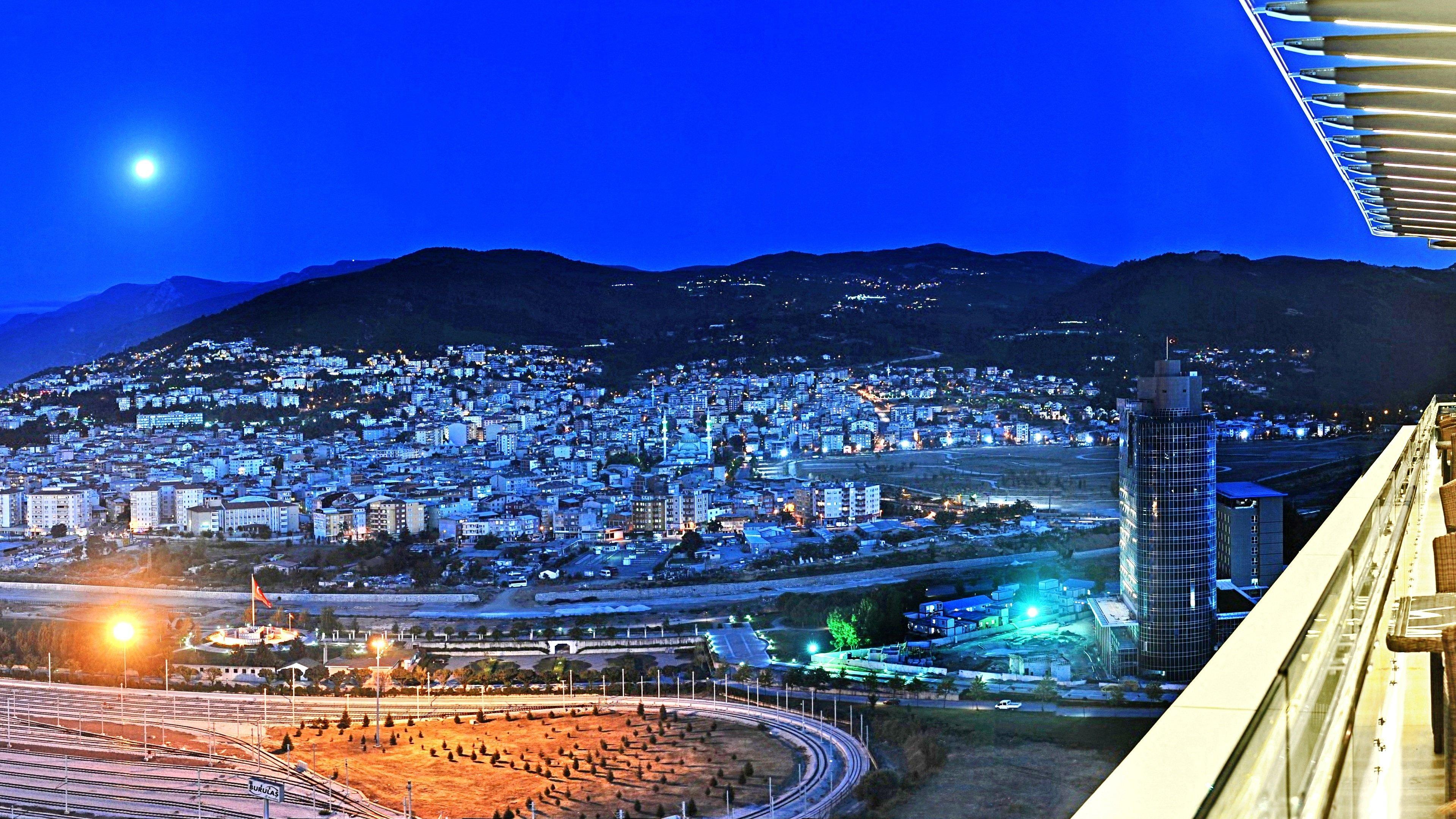 Crowne Plaza Bursa Convention Center & Thermal Spa By Ihg Exteriér fotografie View of Athens