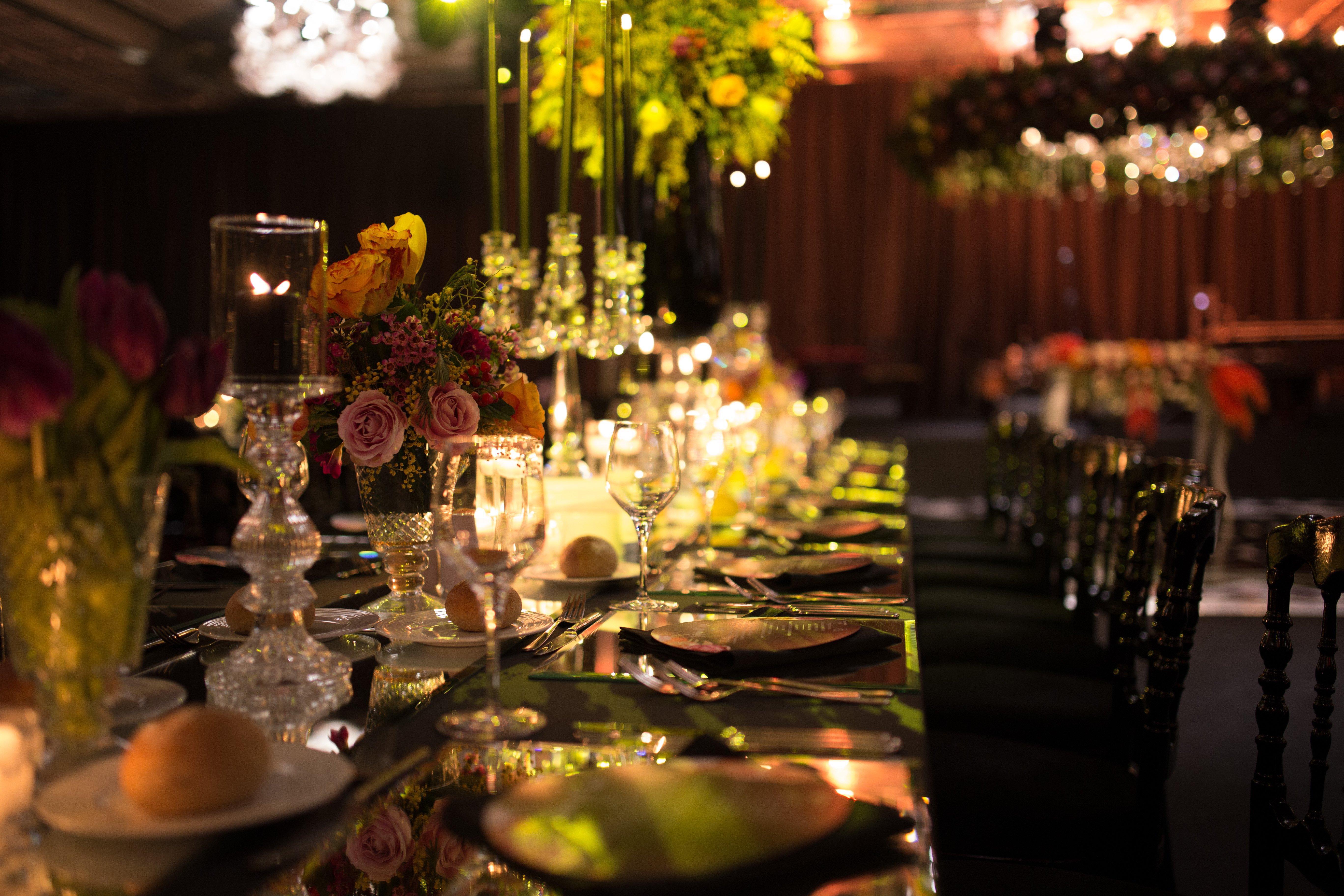 Crowne Plaza Bursa Convention Center & Thermal Spa By Ihg Exteriér fotografie A table set for a formal dinner